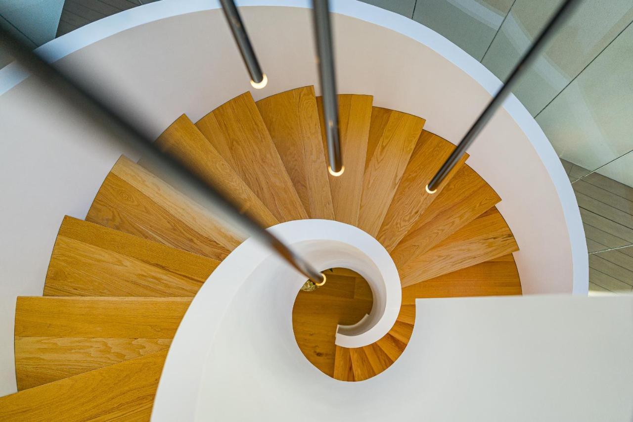 Serenity Heights - Luxury Concierge Services 아데제 외부 사진
