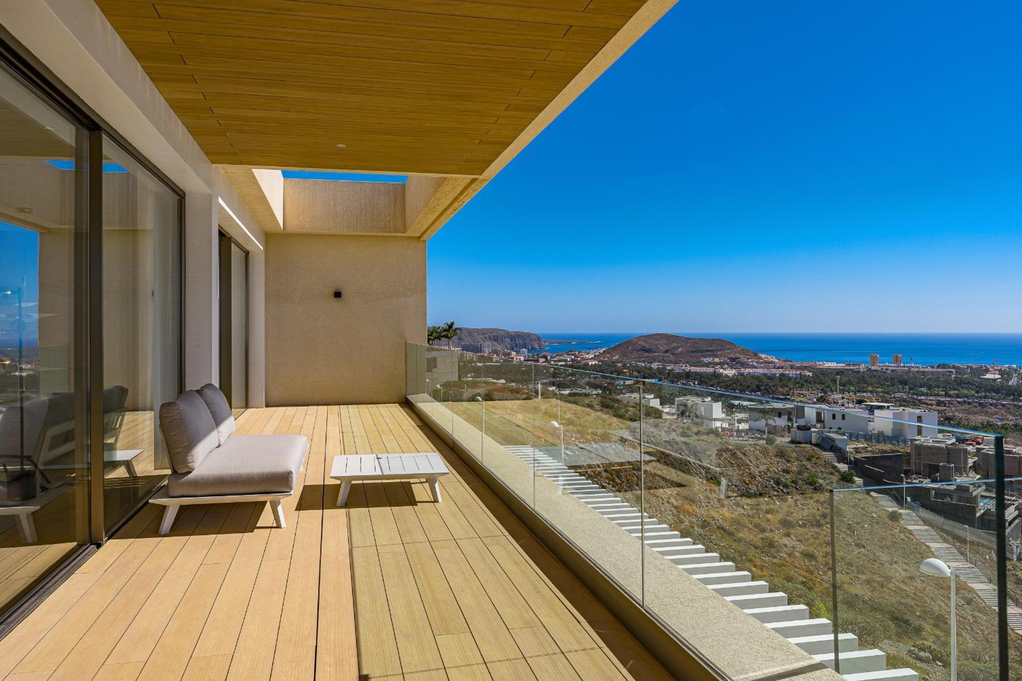 Serenity Heights - Luxury Concierge Services 아데제 외부 사진